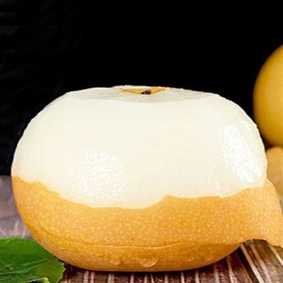 كمثرى طازجة